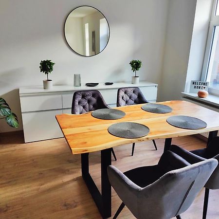 Neu Sanierte Wohnung Mit Balkon Und Stellplatz Ерфурт Екстериор снимка